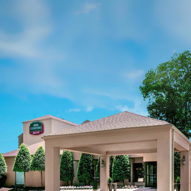 2 - Courtyard VA
